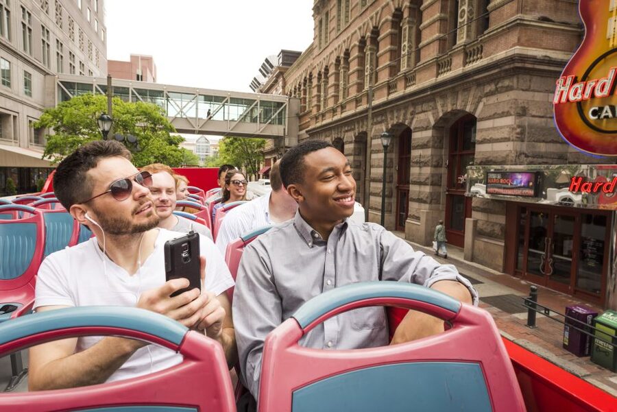 Philadelphia: Double-Decker Hop-on Hop-off Sightseeing Tour - Live guides, audio, and the ride itself