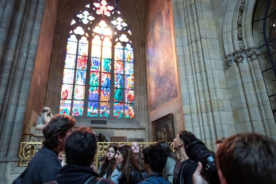 Prague Castle Interiors, Bus Tour and Vltava River Cruise - Reaching Prague Castle without wasting the morning