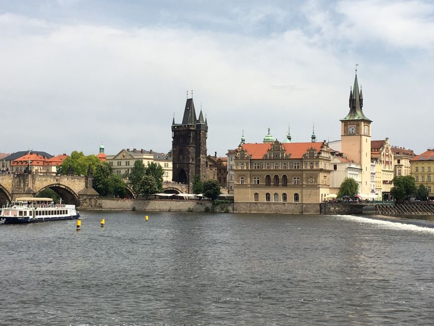 Prague City: 1-Hour Orientation Tour by Bus - Lesser Town and Its Baroque Streets