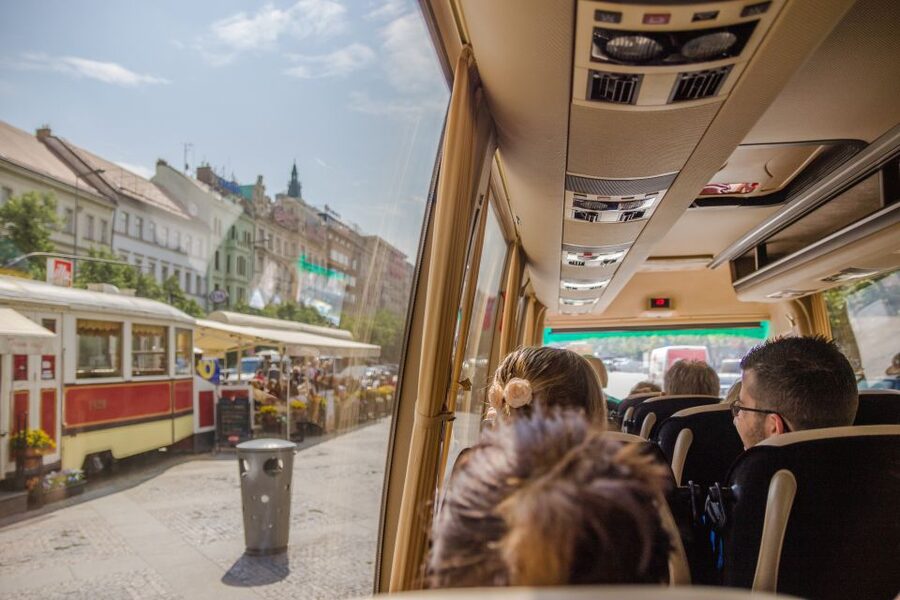 Prague: Guided Bus & Walking Tour with River Cruise & Lunch - The bus loop: Wenceslas Square to Prague’s modern icons