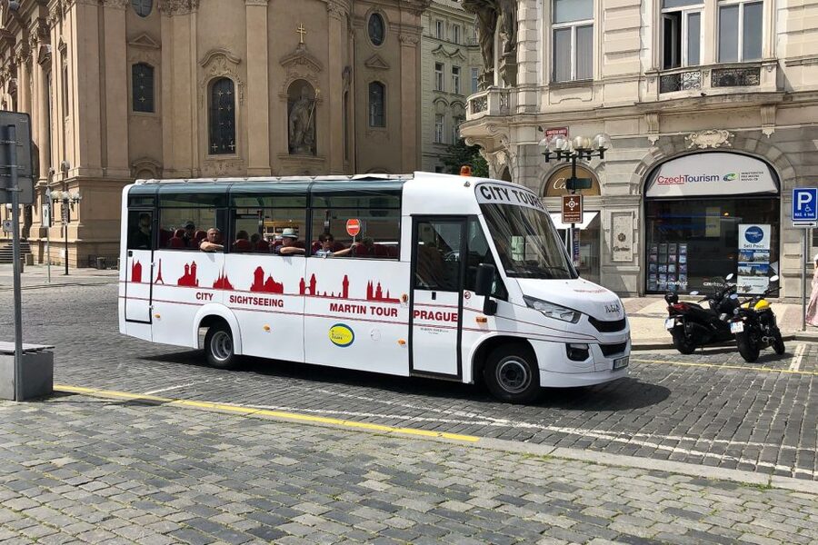 Prague: Historic City Center Bus Tour with Top Sights - Audio commentary, comfort, and the missing live guide