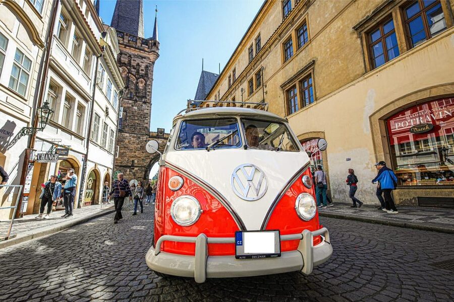 Prague: Private Sightseeing Tour in original VW Samba bus - How the price works for couples, families, and groups