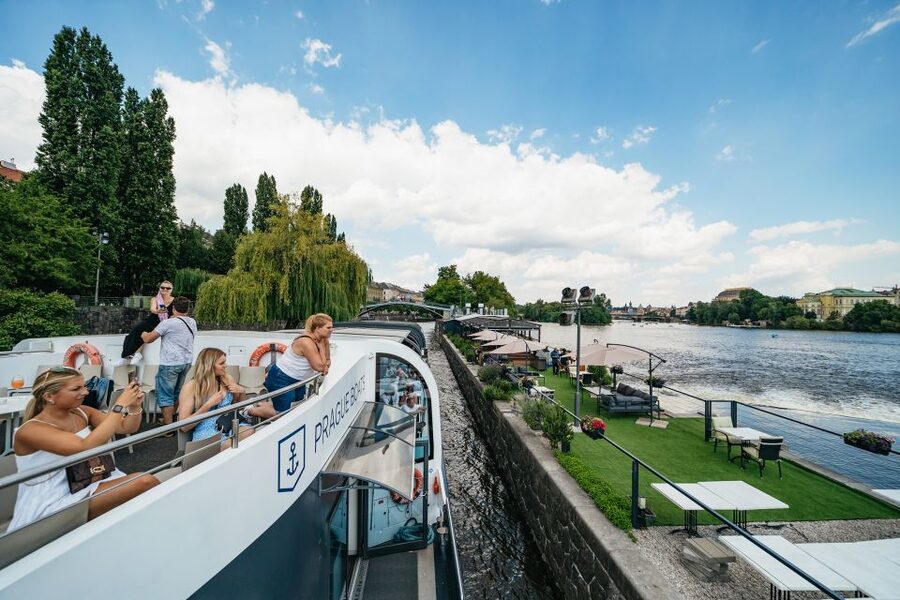 Prague: Vltava River Lunch Cruise in an Open-Top Glass Boat - Under Charles Bridge and past Kampa Island