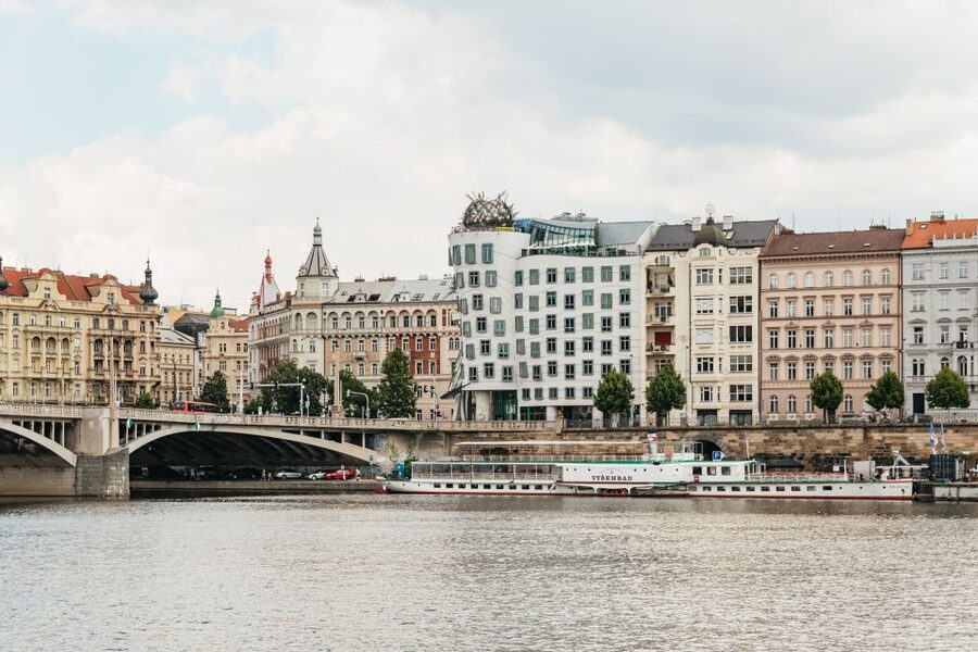Prague: Vltava River Lunch Cruise in an Open-Top Glass Boat - Prague Castle, the Rudolfinum, and the National Theater
