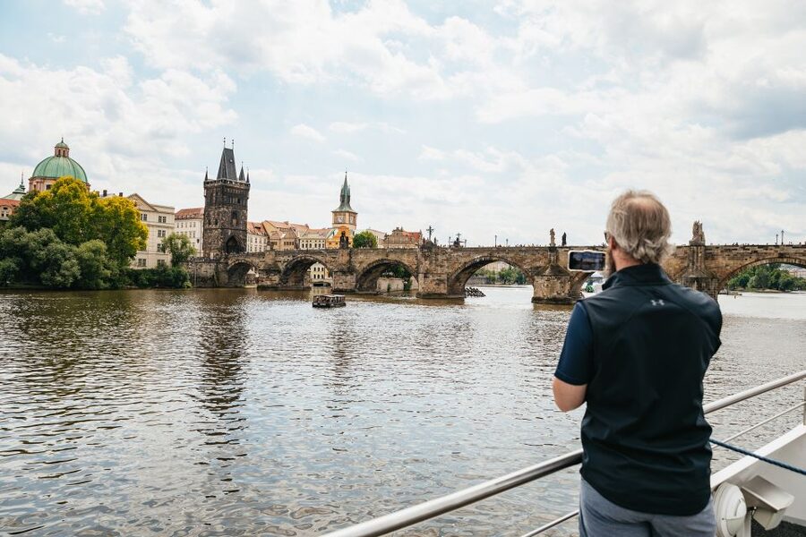 Prague: Vltava River Lunch Cruise in an Open-Top Glass Boat - A Czech aperitif before the city begins