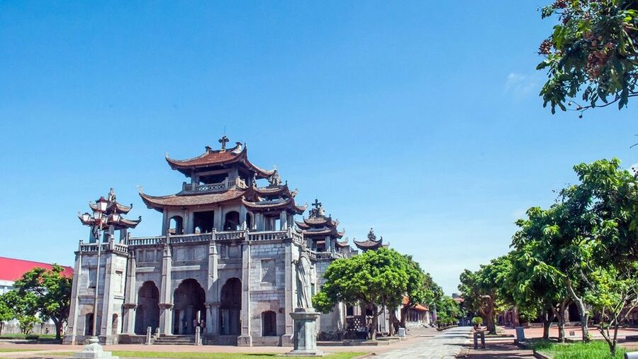 Private Car/Bus Renting Hanoi - Ninh Binh - Halong - Sapa... - Why this Ninh Binh day trip is different
