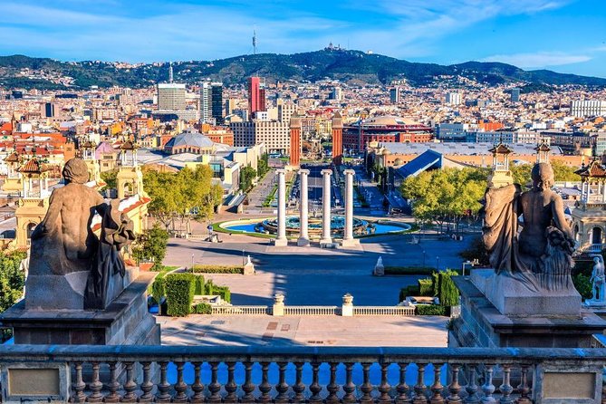 Private Customized Barcelona Tour by Mercedes VIP Bus and Personal Expert Guide - Las Ramblas and Boqueria Market