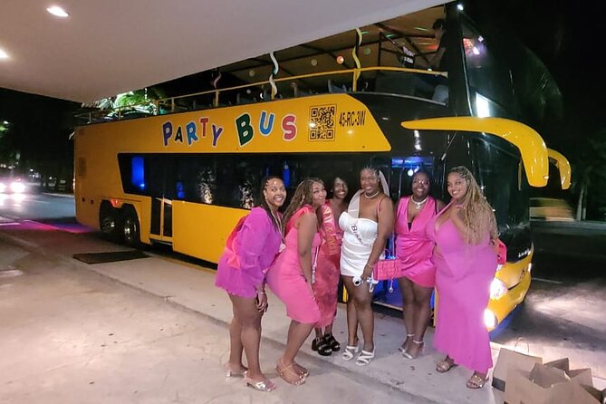 Private Party Bus Loop in Cancun - Starting along Avenida Kukulkan