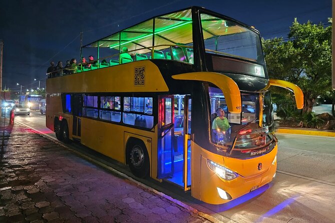 Private Party Bus Loop in Cancun - Playa Delfines and the Cancun sign
