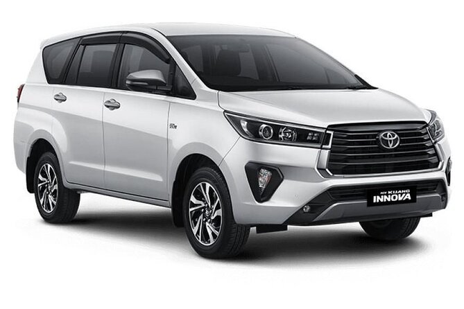 Private Tour with Car and Bus - Choosing the right vehicle for your group