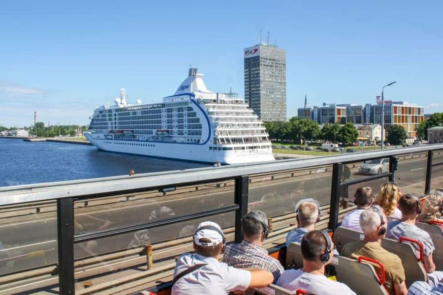 Riga: Red Bus Hop-On Hop-off Sightseeing Grand Tour - From Triangula Bastion across the Daugava