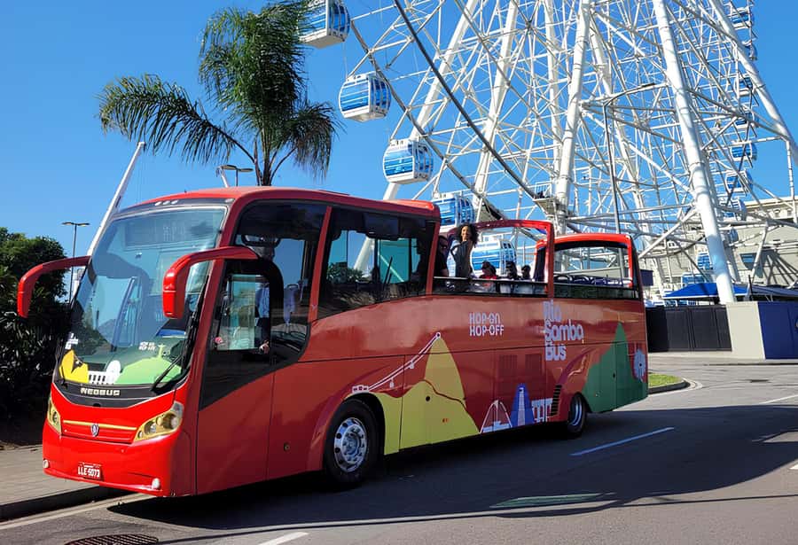 Rio Samba Bus: hop-on hop-off city tour in Rio de Janeiro - Cinelândia, Lapa and the historic center