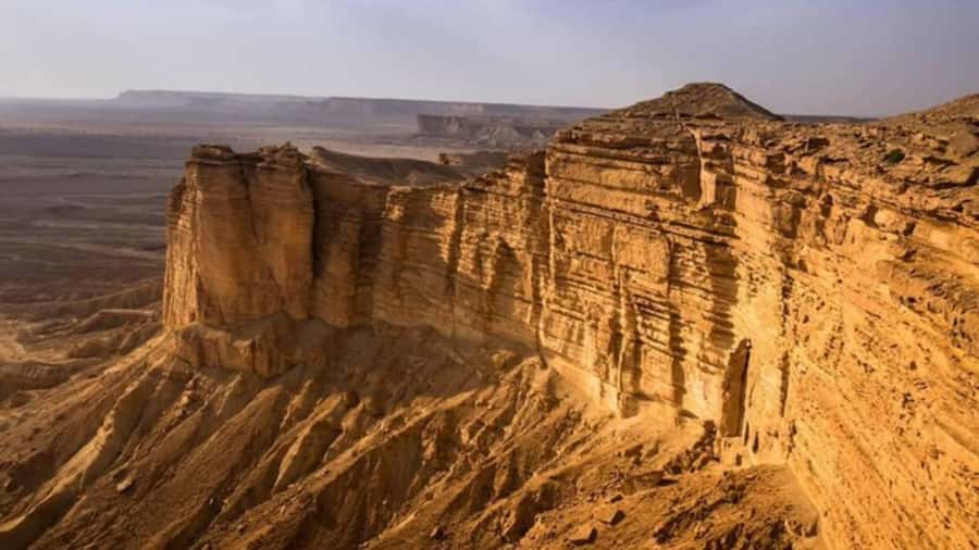 Riyadh Edge of The World and Bat Cave Visit by Bus - Who will enjoy this outing most