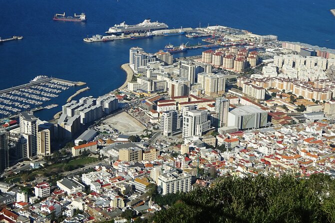 Rock Tour in Gibraltar by Bus with Tickets - Riding up the Rock of Gibraltar