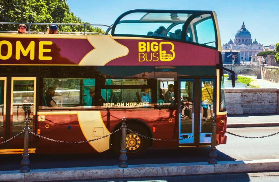 Rome: BigBus&RomeBoat Hop-On Hop-Off Bus and Boat Combo - The Vatican and Castel Sant’Angelo area