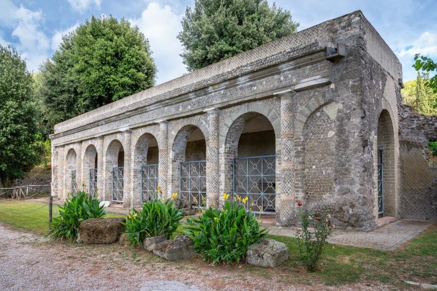 Rome: Castelli Romani Hop-on and Hop-off Tour - Should you book it?
