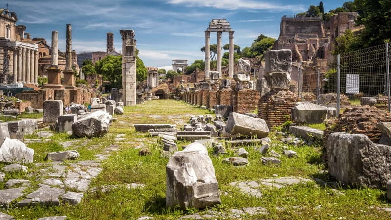 Rome: Hop-on Hop-off Bus and Colosseum, Ancient Rome Tour - Practical details that can save your morning