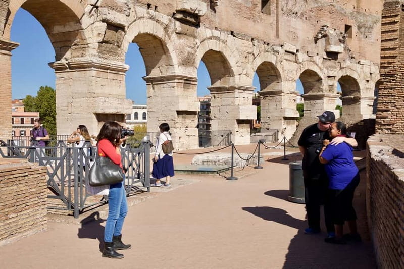 Rome: Hop-on Hop-off Bus and Colosseum, Ancient Rome Tour - Entering the Colosseum with a reserved ticket