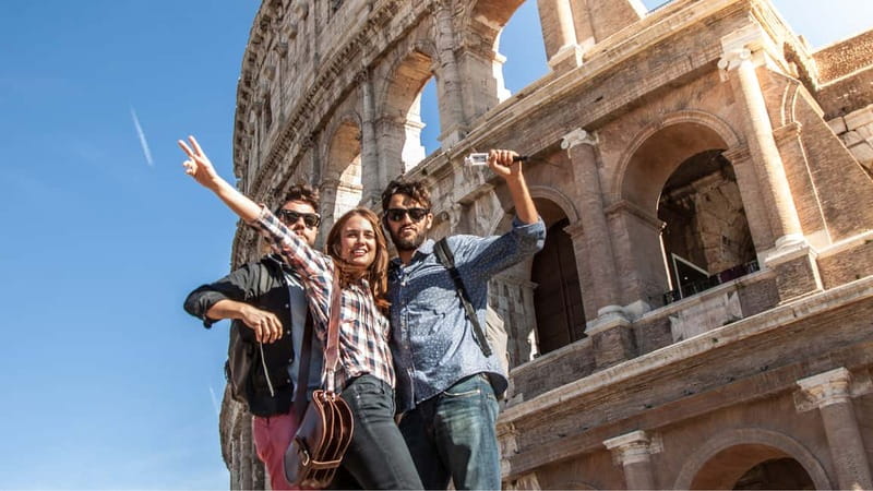 Rome: Hop-on Hop-off Bus and Colosseum, Ancient Rome Tour - Who should choose this tour?