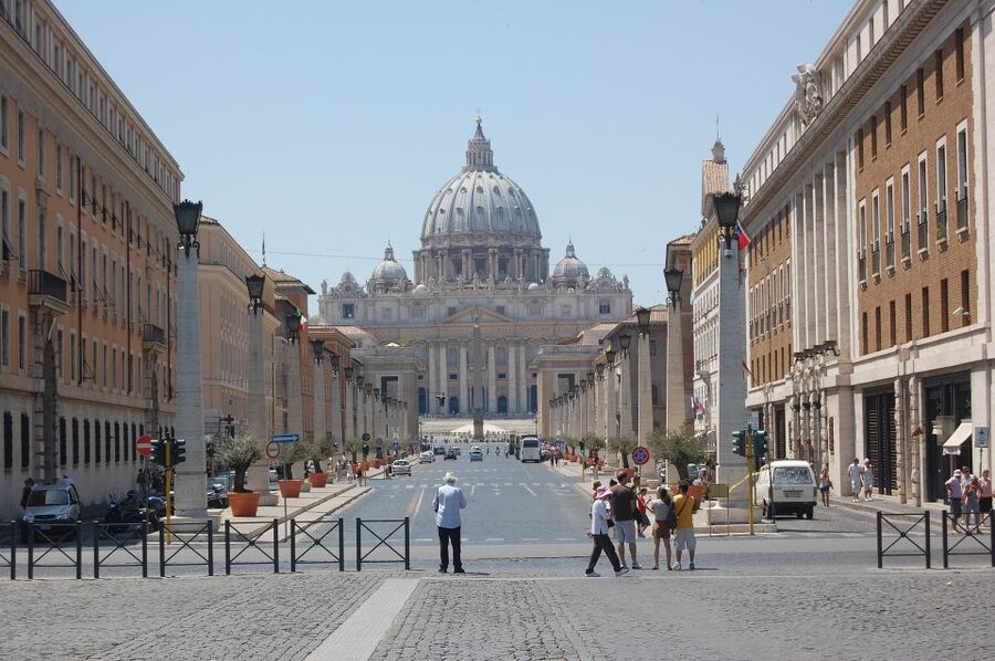 Rome: Hop-On Hop-Off Bus & Vatican Museums Guided Tour - Practical tips for a smoother visit