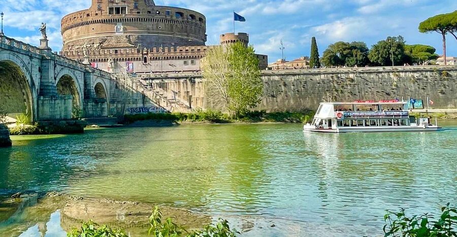 Rome Squares and Fountains Tour & River Boat Hop On Hop Off - Key points at a glance