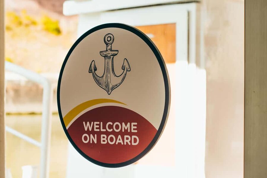 Rome: Tiber River Hop-On Hop-Off Boat Tour Ticket - What this boat tour really is