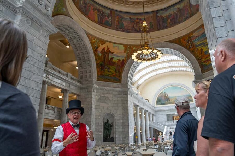 Salt Lake City: Ultimate Guided Sightseeing Tour by Bus - Capitol Hill: the strongest architectural stop