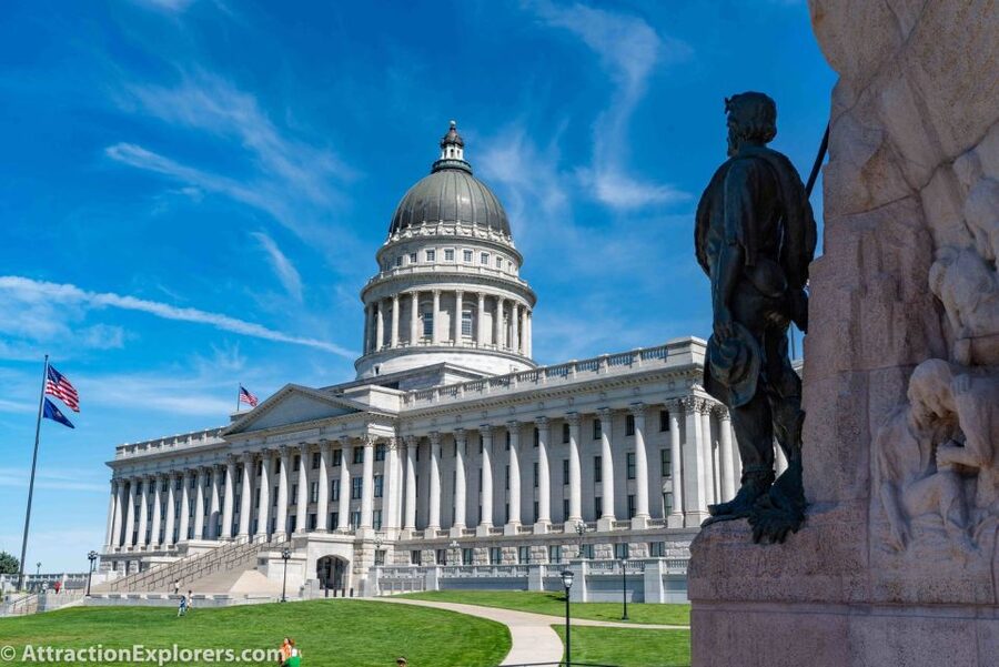 Salt Lake City: Ultimate Guided Sightseeing Tour by Bus - Pioneer history at This Is the Place Heritage Park