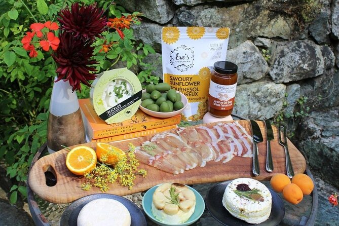 Salt Spring Island "Artisan Trail" Hop On Hop Off Tour! - Starting at Ganges and planning the day