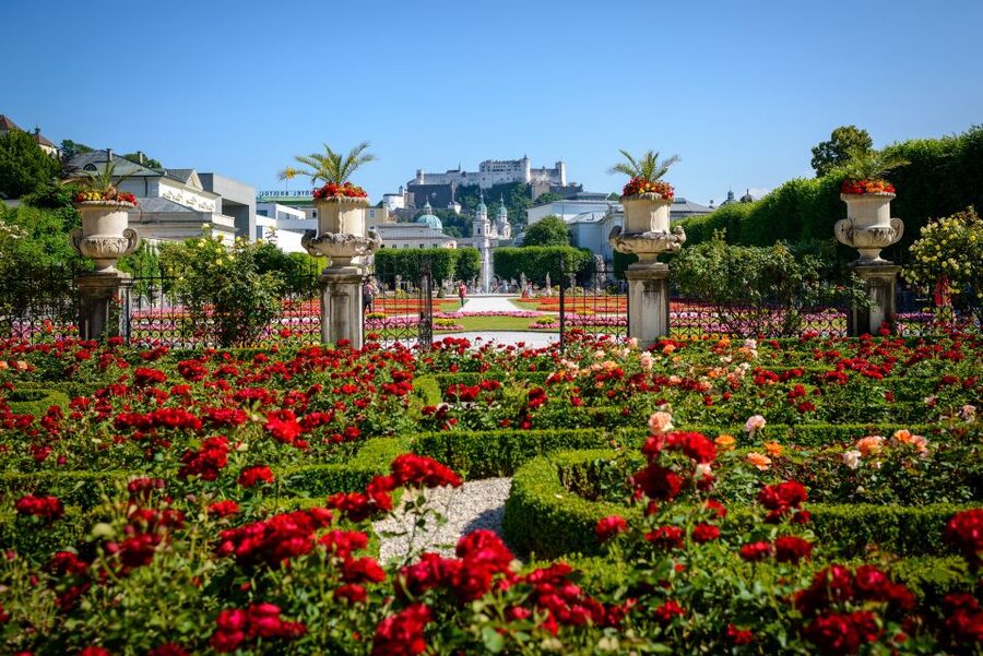 Salzburg: Hop-on Hop-off City Tour - Ferdinand-Hanusch-Platz and the river crossing