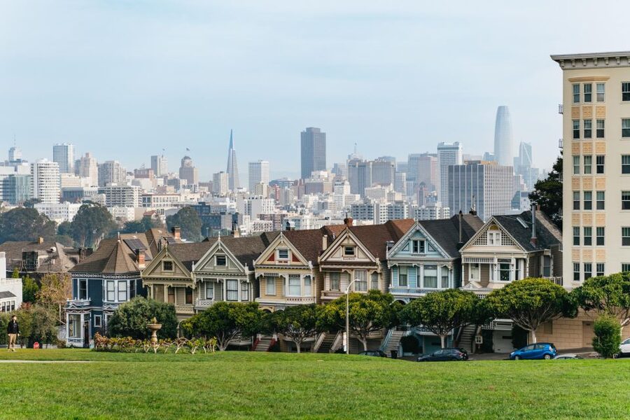 San Francisco: Movie Filming Locations Bus Tour - Mrs. Doubtfire and Pacific Heights