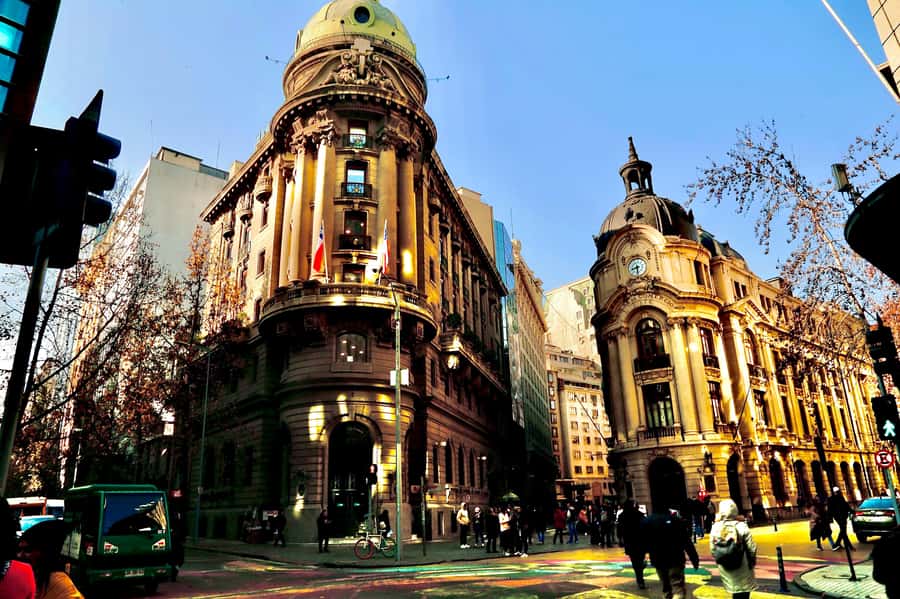 Santiago Half-Day Walking Tour with Hotel Pick up & Brunch - From Sanhattan to Bellavista by van