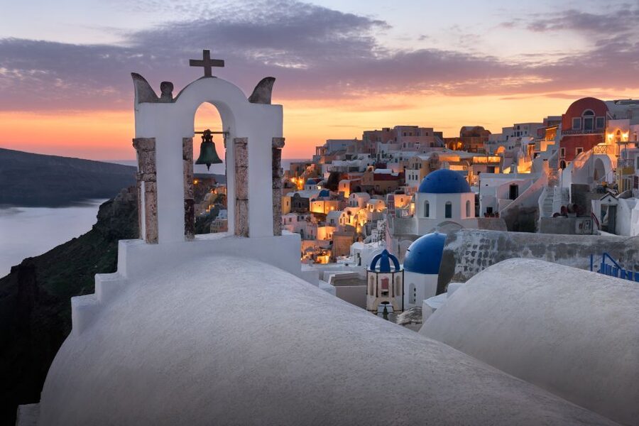 Santorini 2-Day Combo: Volcano Boat Cruise & Island Bus Tour - Morning at Nea Kameni and the active volcano