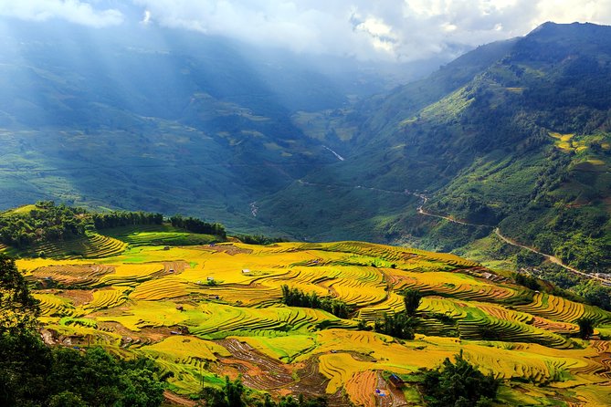 Sapa 2D1N All Included (Bus & Homestay) - Giang Ta Chai, the waterfall, and the rattan bridge