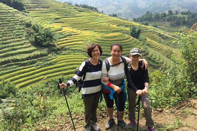 Sapa 3 Days Trekking Tour By Bus from Hanoi (2 Nights in Hotel) - Ta Phin and the Red Dao villages