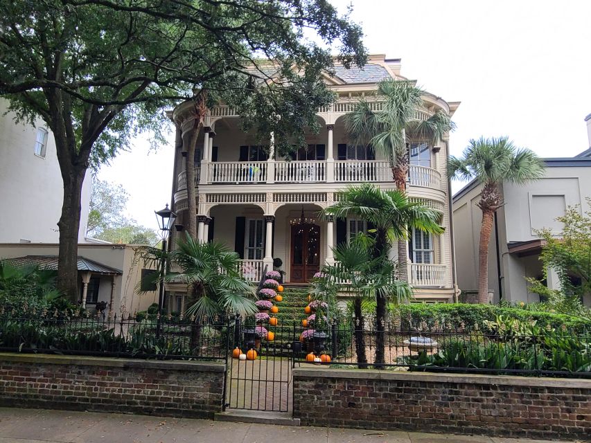 Savannah: Old Town Hop-On Hop-Off Trolley Tour - What the $45 ticket really buys you