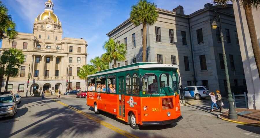 Savannah: Old Town Hop-On Hop-Off Trolley Tour - The 15 stops, from the visitor center to Bull Street