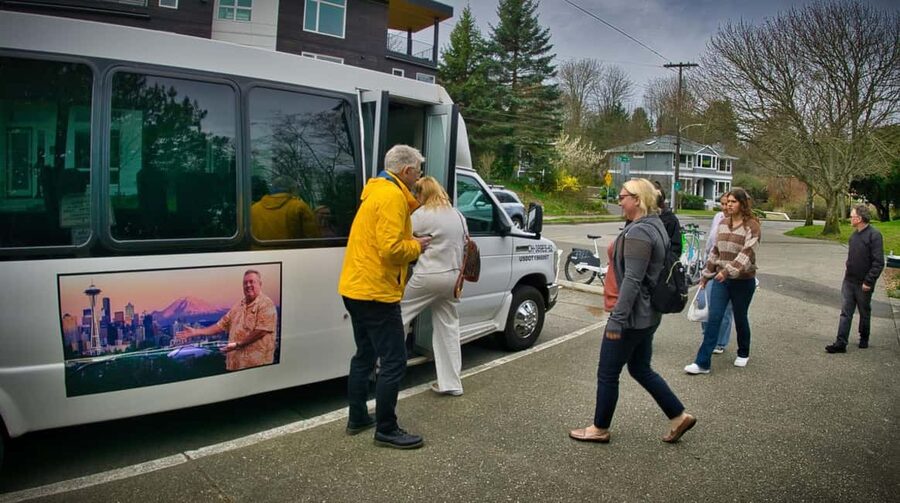 Seattle: 3-Hour City Tour by Bus - Pioneer Square, Waterfall Garden Park, and Seattle’s older core