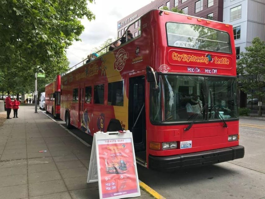 Seattle: Hop-on Hop-off Bus Tour and Sky View Observatory - The audio guide helps, but the route remains self-guided