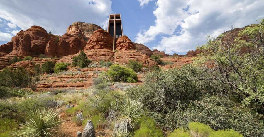 Sedona Mini Coach Tour - Oak Creek Canyon, vineyards, and the wider route