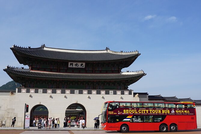 Seoul Hop-On Hop-Off Downtown Palace Course - Changdeokgung and the Palace District