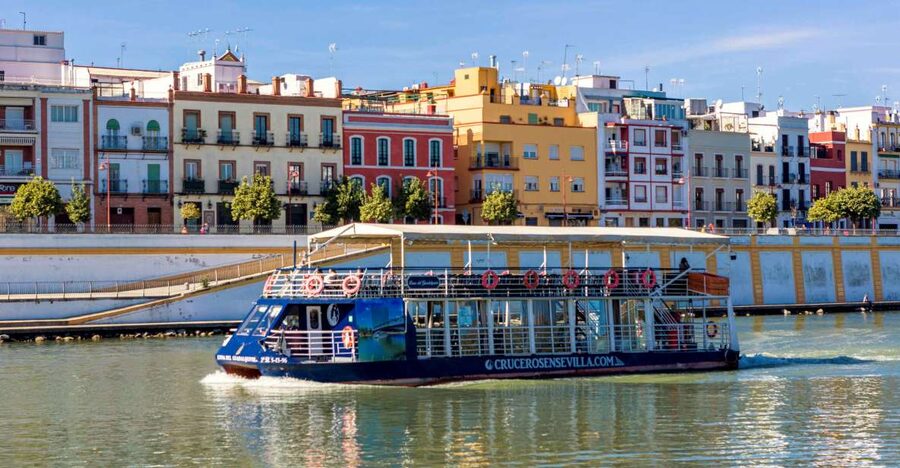 Seville: Panoramic Cruise, Hop-On-Hop-Off Bus & Walking Tour - Key details to know before you go