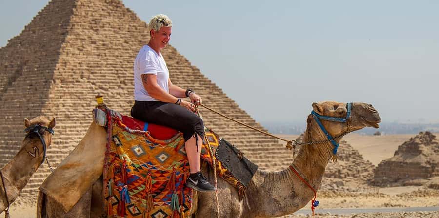 Sharm El Sheikh: Great Pyramids, Sphinx, Museum Tour by Bus - Giza Plateau: the Great Pyramid and open viewing time