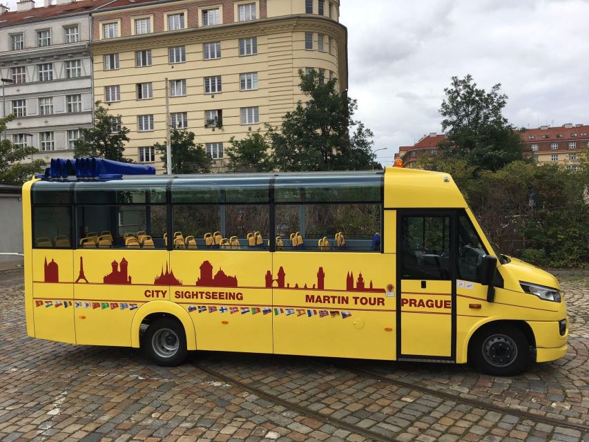 Short city tour by bus - 1 hour - What this short Prague bus tour is really for