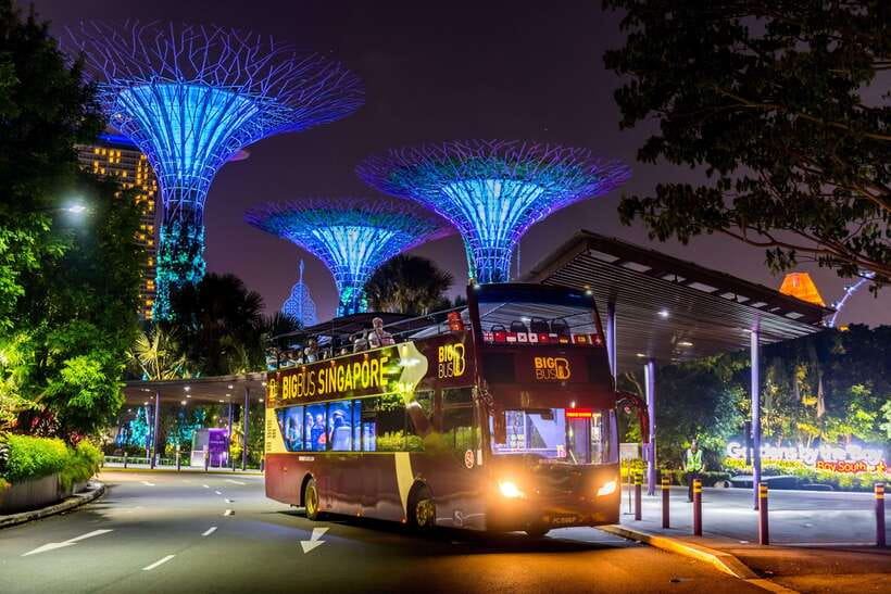 Singapore: Big Bus Night Tour by Open-Top Bus & Live Guide - Marina Barrage at sunset