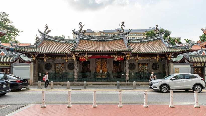 Singapore: Shared City Tour by Van/Bus - The Guide Makes a Big Difference