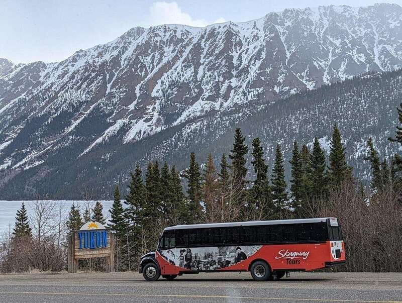 Skagway: Klondike Highway & Yukon Bus Tour with Husky Kennel - Crossing into British Columbia and Yukon