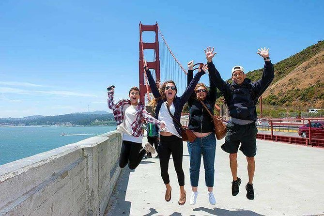 Skip The Bus: San Francisco By Luxury Van Tour - Stories, humor, and the guide’s role