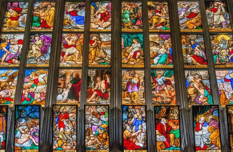 Skip-the-Line Duomo & La Scala Museum Tour + Hop On Hop Off - Dress rules and prohibited items at the Duomo