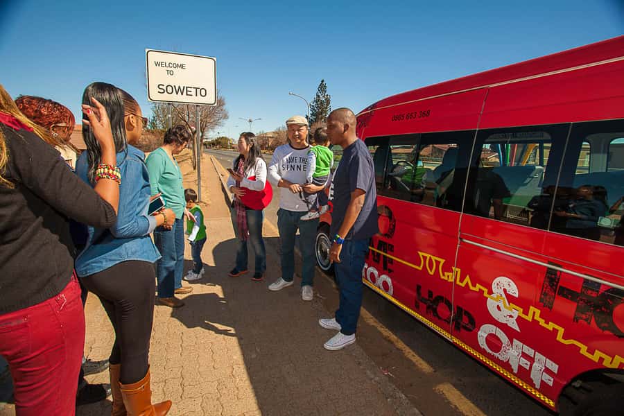 Soweto: Hop-On Hop-Off Bus, City Tour and Apartheid Museum - Why this Johannesburg combination works